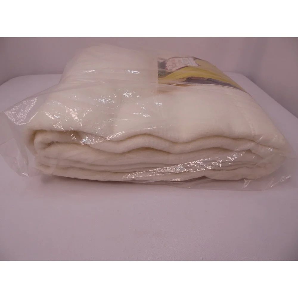 NEW SEALED VTG Martha Blanket Novelty Waffle Thermal Weave Nylon Binding 72 x 90